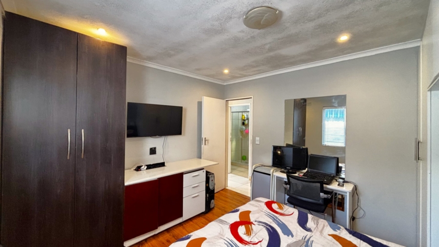 2 Bedroom Property for Sale in Colorado Park Western Cape